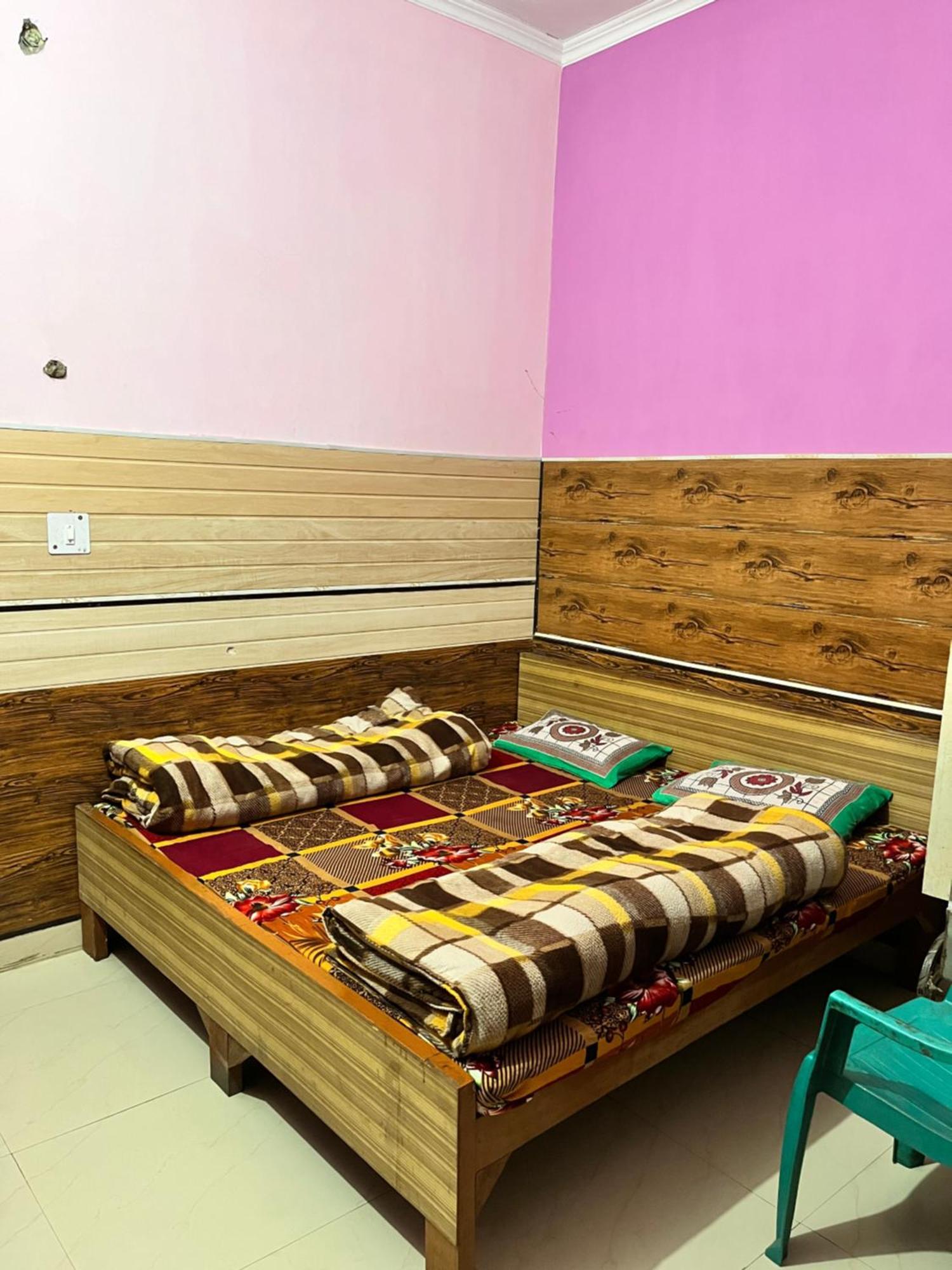 Hotel Pushpanjali ฮัดวานี ภายนอก รูปภาพ